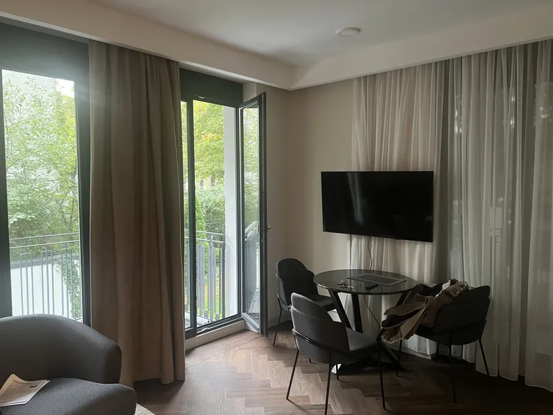 Modernes möbliertes Apartment in Berlin-Schmargendorf — photo 1